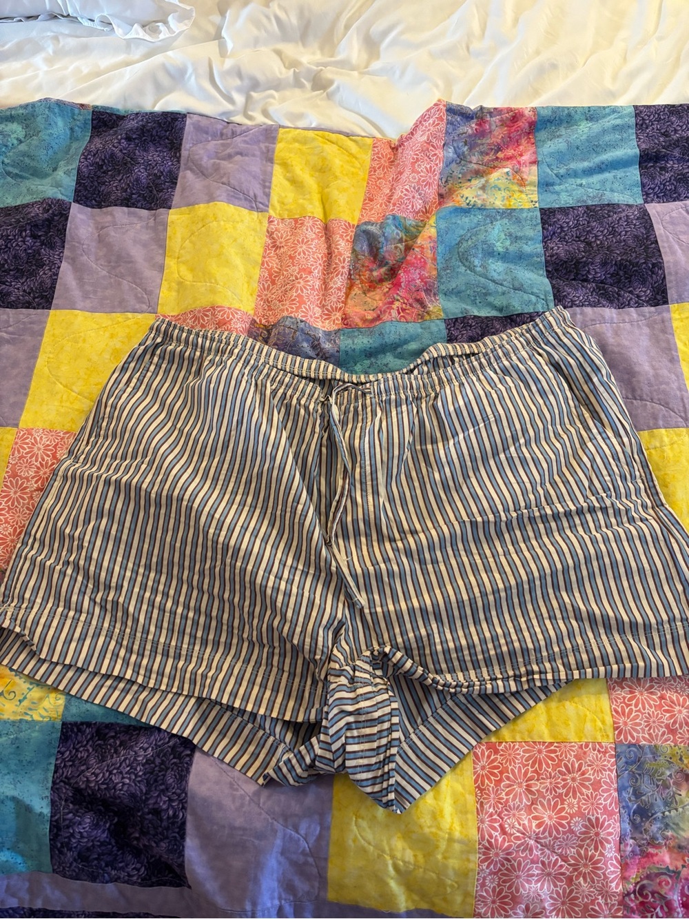 Old Navy Blue and White Striped High-Waist Women’s Shorts
